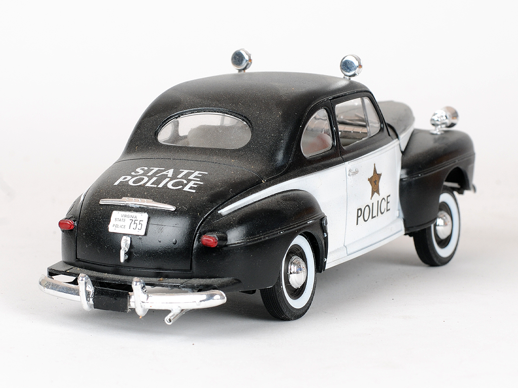 Ford Police Coupe 2